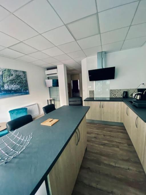 Apartamento *Bleu Saphir* Centre De Vichy Exterior foto